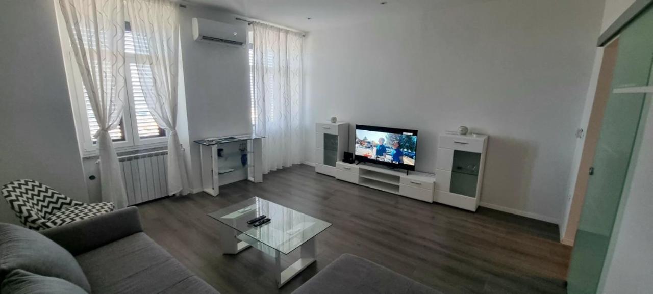 Apartment Lori - beautiful view Rijeka Extérieur photo